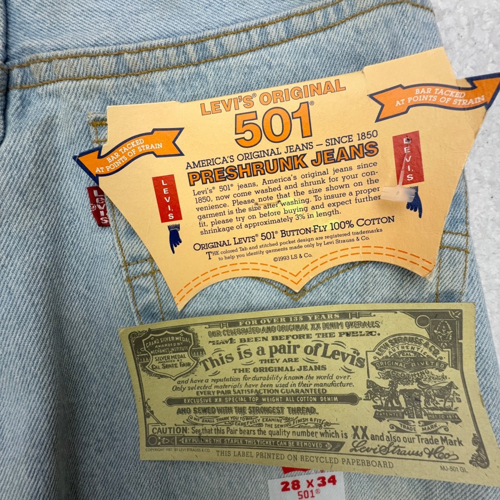 Vintage Levis 501 Mens 28x34 Light Wash Straight Leg Jeans USA NWT NOS READ - Picture 7 of 16
